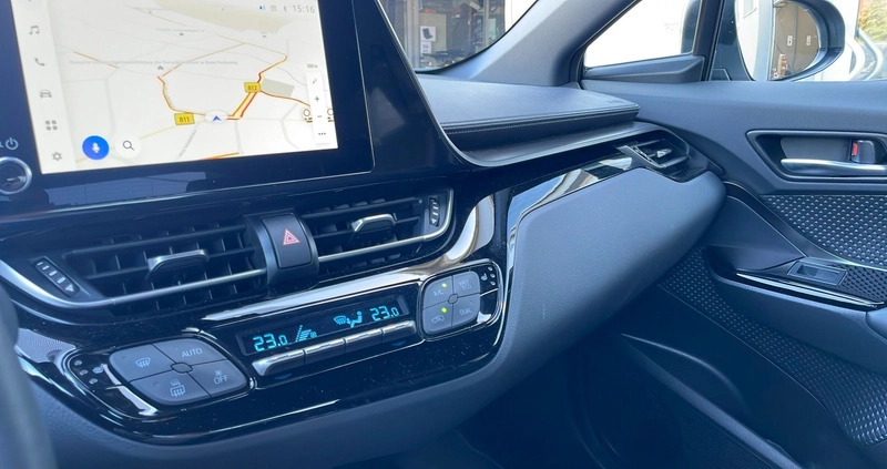 Toyota C-HR cena 129900 przebieg: 10132, rok produkcji 2023 z Kęty małe 301
